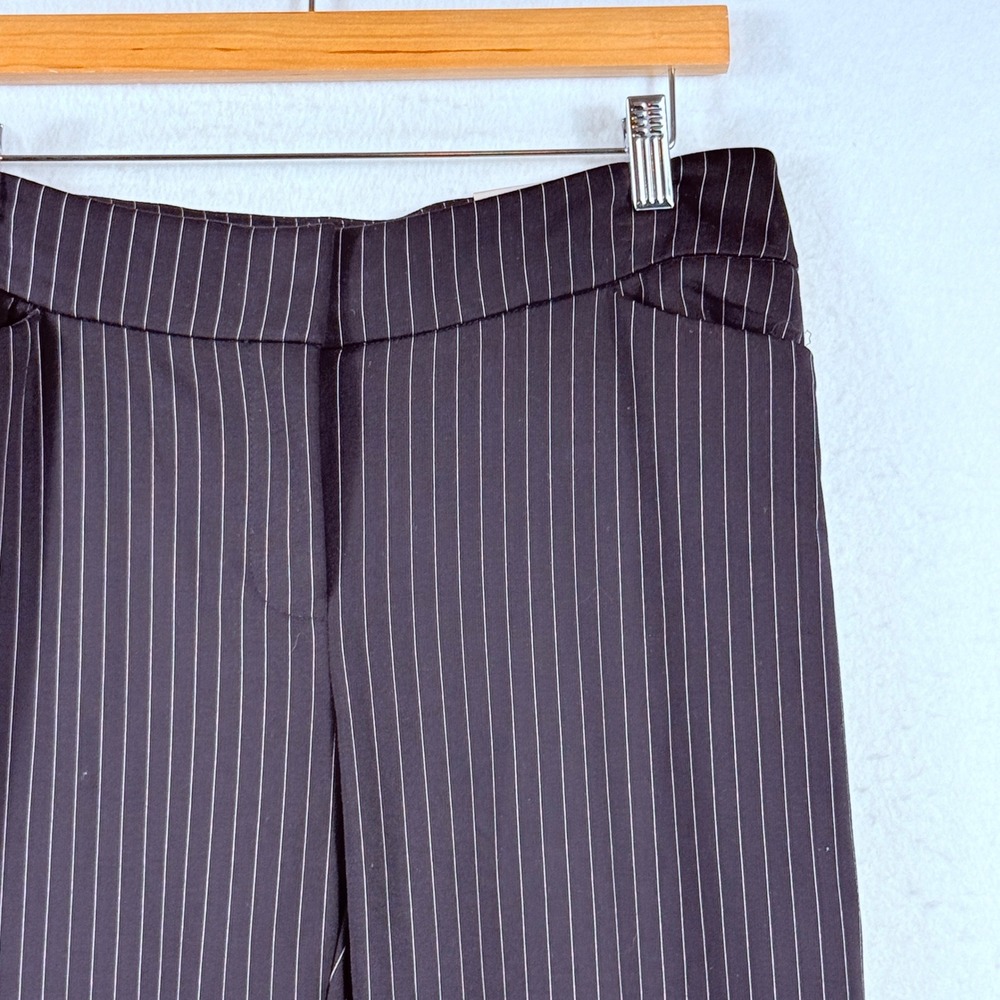 Chico's Pinstripe Trousers Womens 0 4 Black Slim Leg Corporate Stretch Suit NEW - Picture 2 of 9